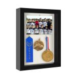 قاب عکس باکس روز مدال